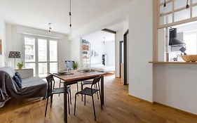 City Life & Mico Cosy And Functional Apartment